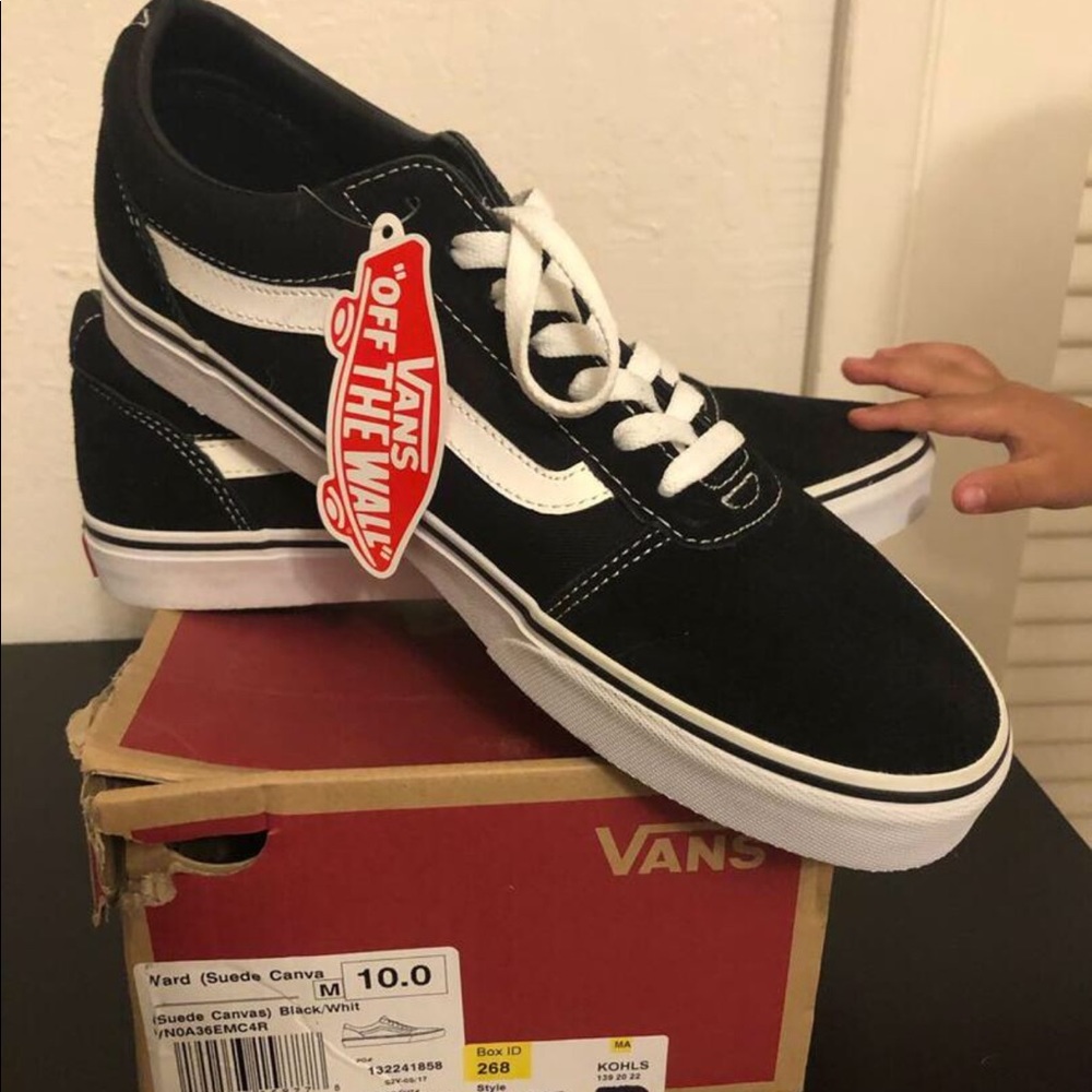 Vans size 10 mens. New!